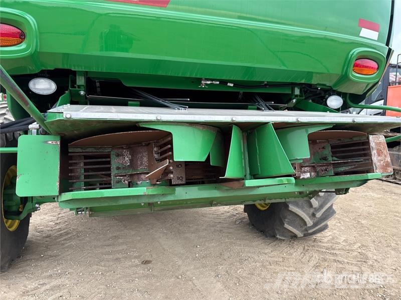 John Deere S790 Combine Harvester Skurtreskere