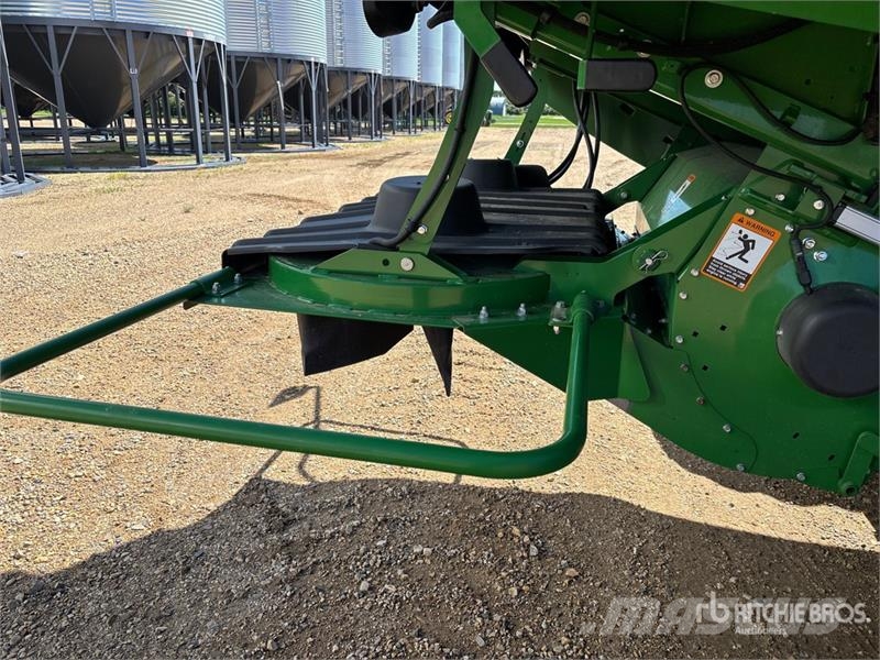 John Deere S790 Combine Harvester Combine harvesters