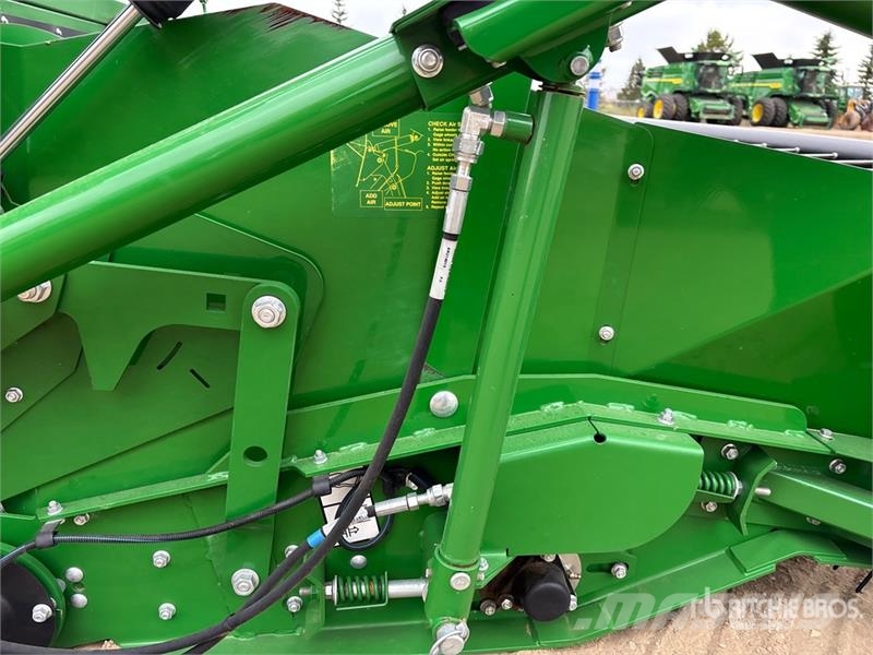 John Deere S790 Combine Harvester 聯合收穫機
