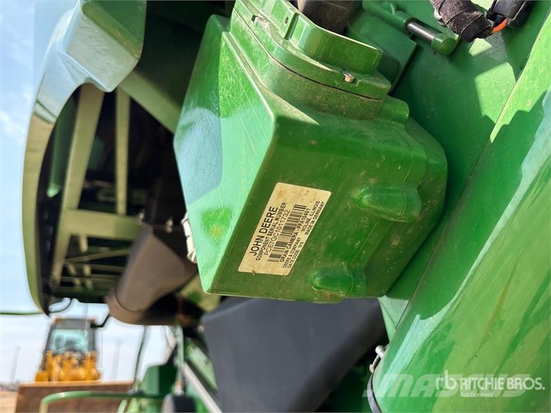 John Deere S790 Combine Harvester Kombájnok