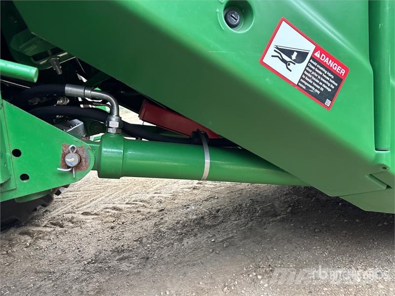 John Deere S790 Combine Harvester 聯合收穫機