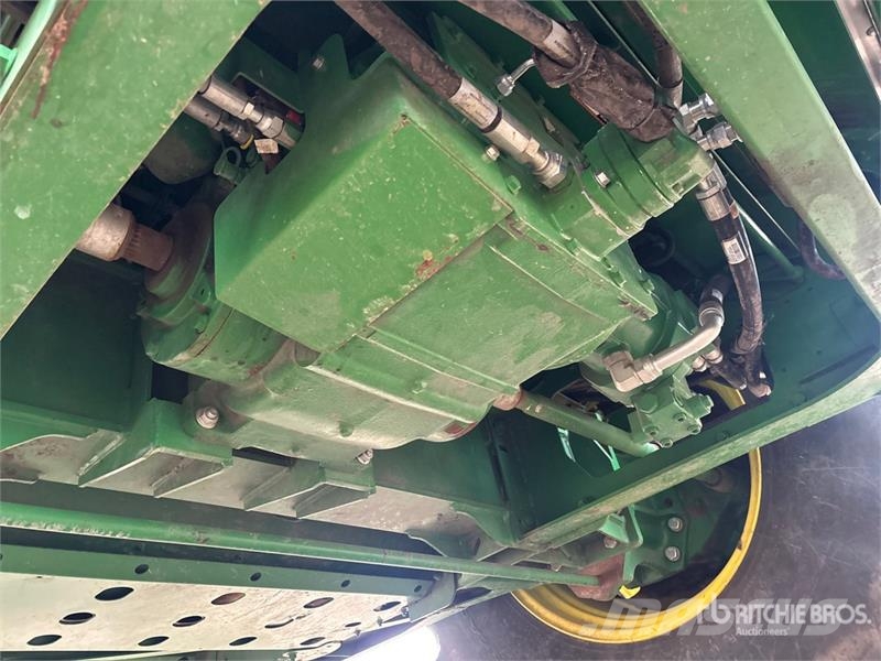 John Deere S790 Combine Harvester Skurtreskere