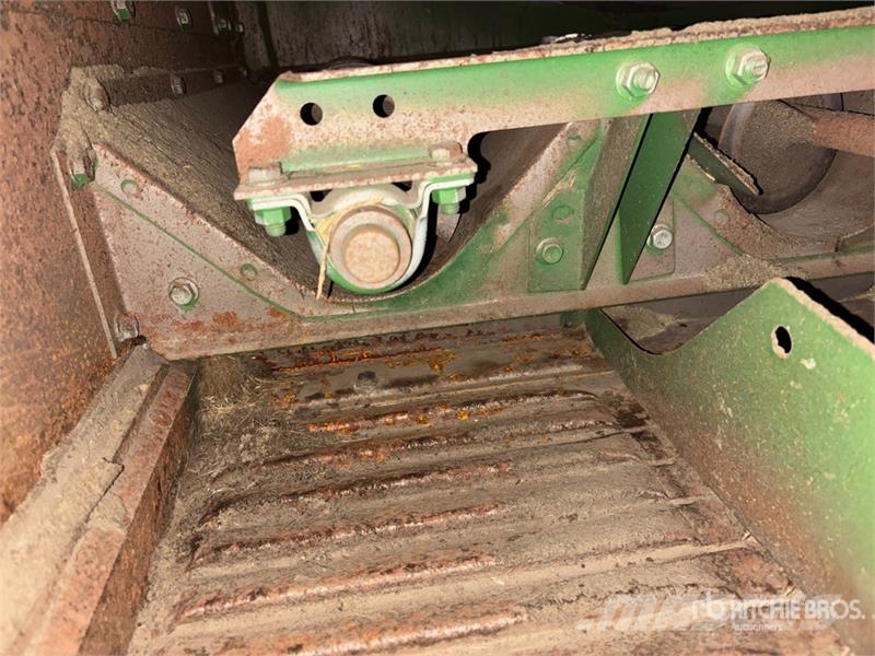John Deere S790 Combine Harvester 聯合收穫機