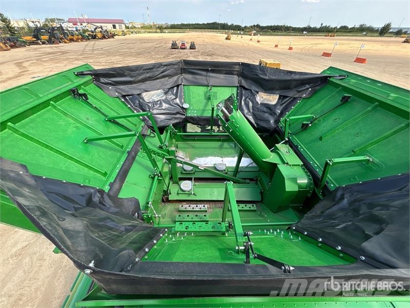 John Deere S790 Combine Harvester Kombájnok