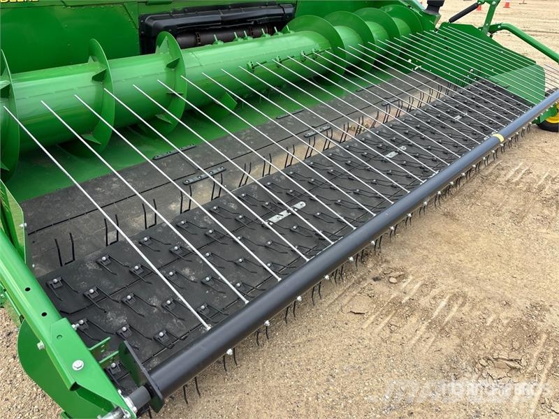 John Deere S790 Combine Harvester Kombájnok