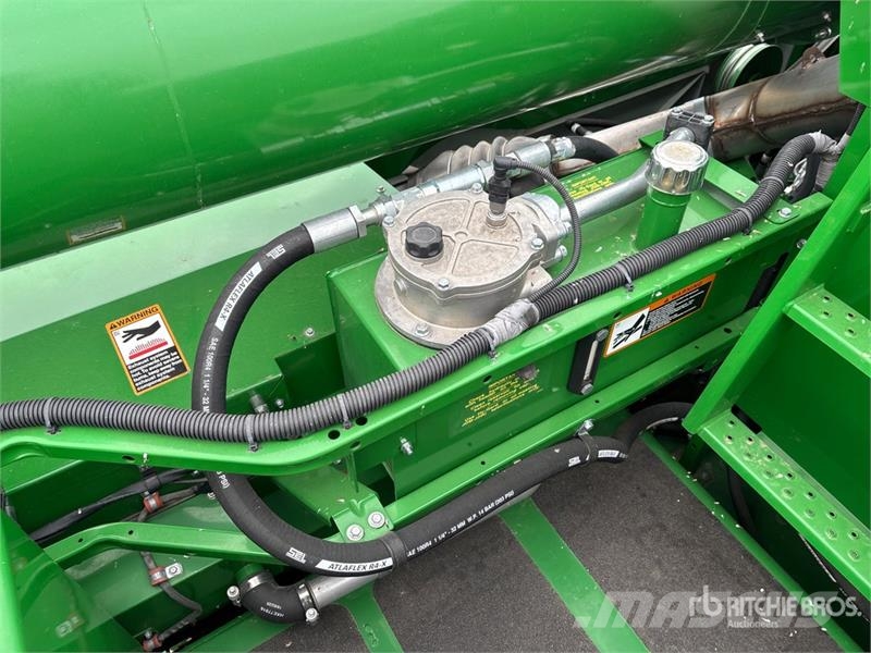 John Deere S790 Combine Harvester Skurtreskere