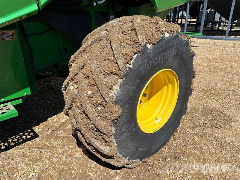 John Deere S790 Combine Harvester Combine harvesters