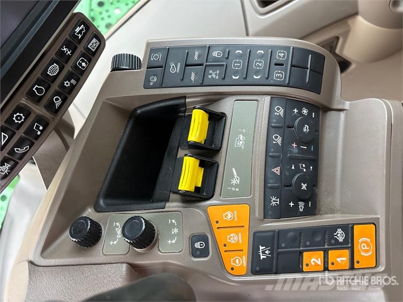 John Deere S790 Combine Harvester 聯合收穫機