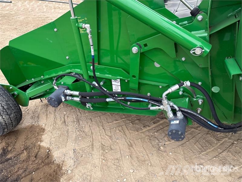 John Deere S790 Combine Harvester Skurtreskere