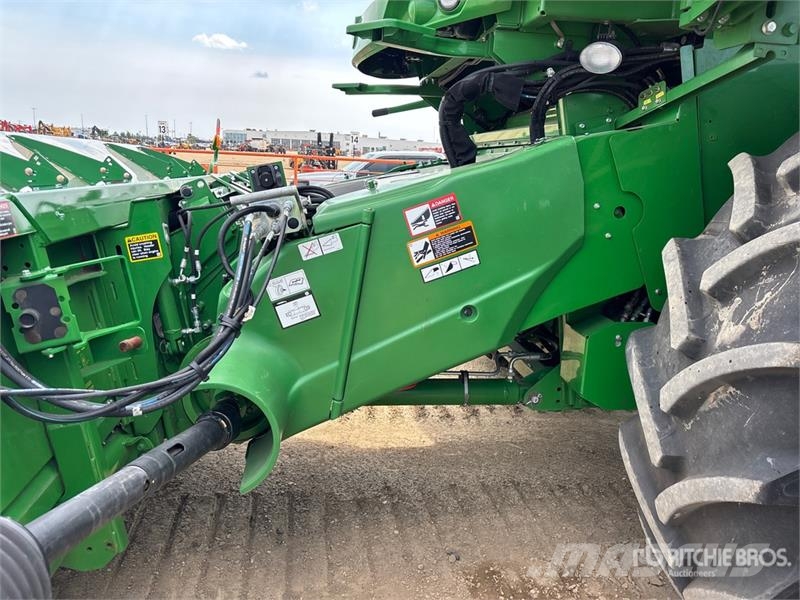 John Deere S790 Combine Harvester Kombájnok