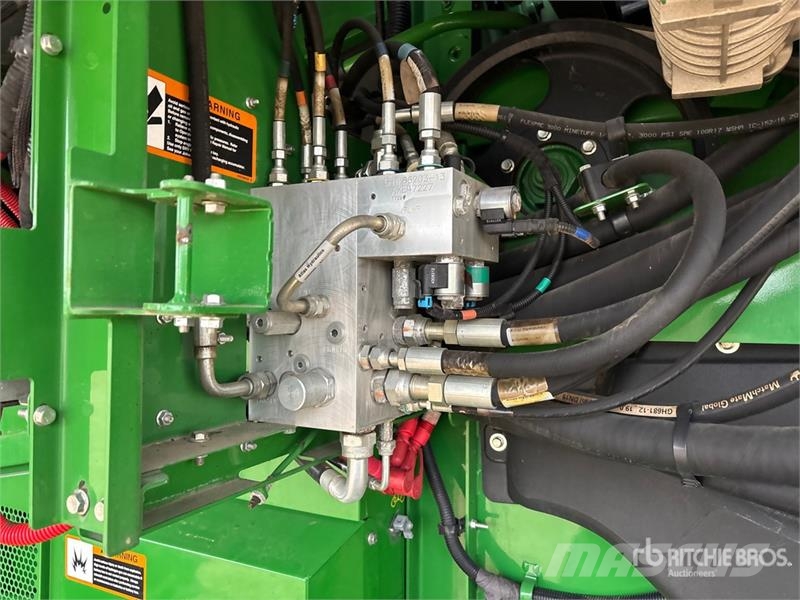 John Deere S790 Combine Harvester 聯合收穫機