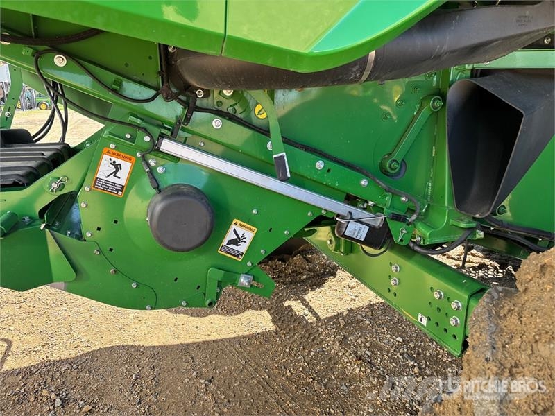 John Deere S790 Combine Harvester Combine harvesters