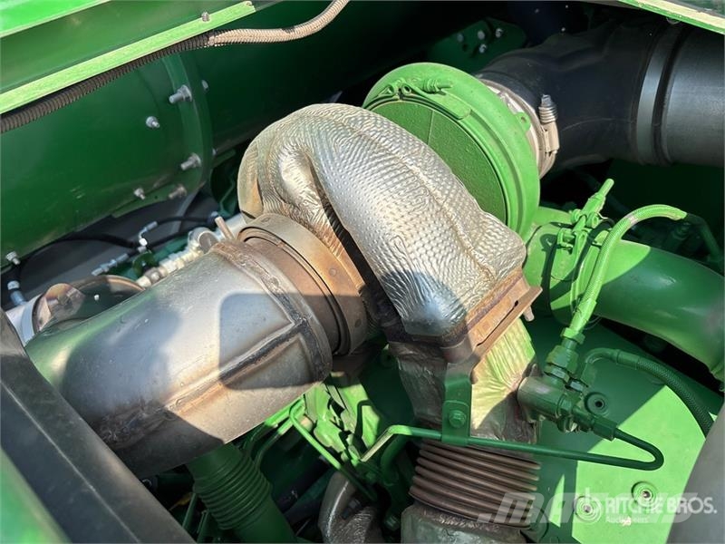 John Deere S790 Combine Harvester Kombájnok