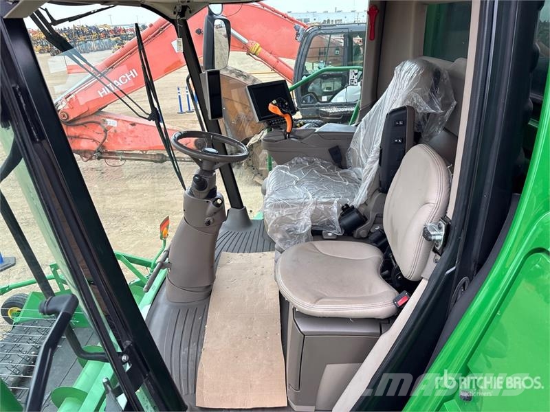 John Deere S790 Combine Harvester 聯合收穫機