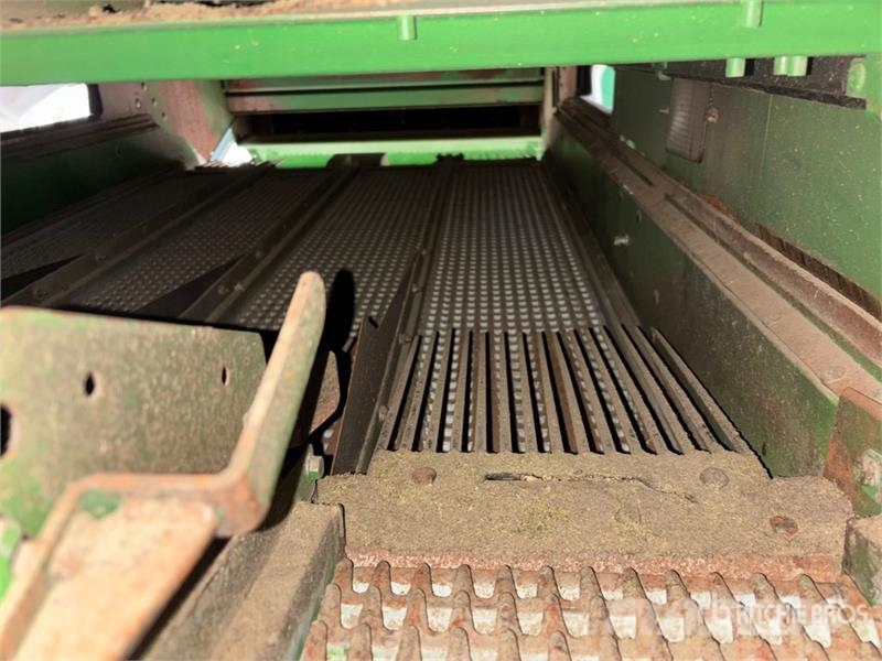 John Deere S790 Combine Harvester 聯合收穫機