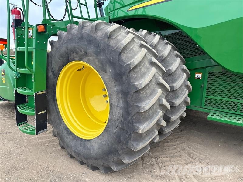 John Deere S790 Combine Harvester Skurtreskere