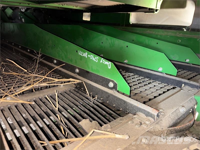 John Deere S790 Combine Harvester Kombájnok
