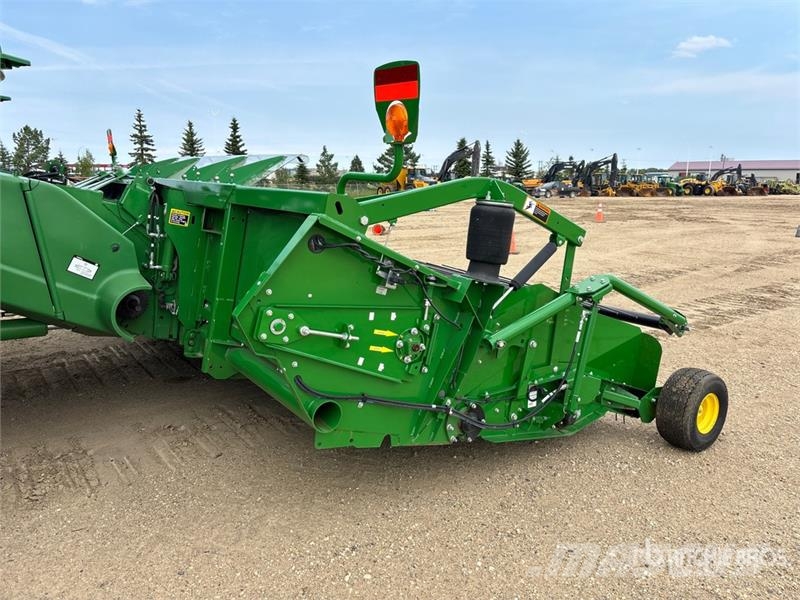 John Deere S790 Combine Harvester Kombájnok