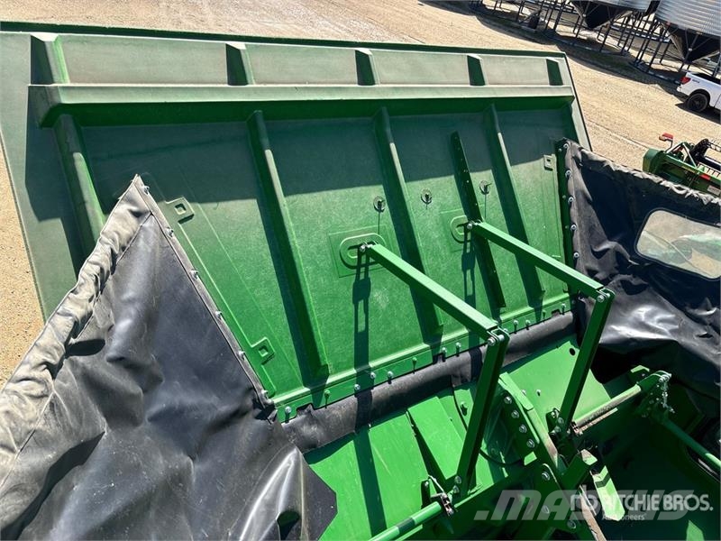 John Deere S790 Combine Harvester Combine harvesters