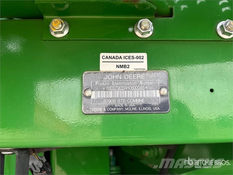 John Deere S790 Combine Harvester 聯合收穫機