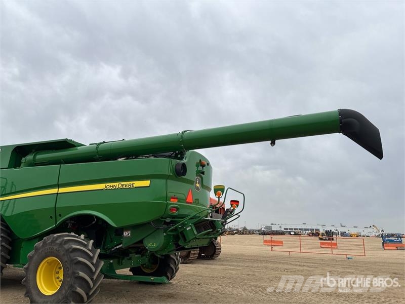 John Deere S790 Combine Harvester Cosechadoras combinadas