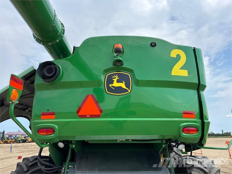 John Deere S790 Combine Harvester Kombájnok