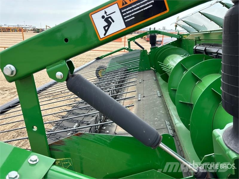 John Deere S790 Combine Harvester Kombájnok