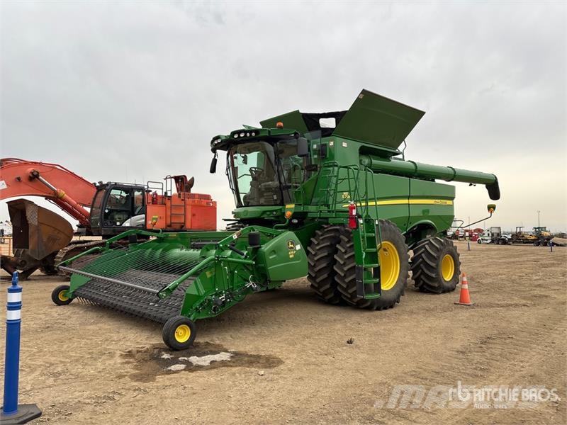 John Deere S790 Combine Harvester Cosechadoras combinadas