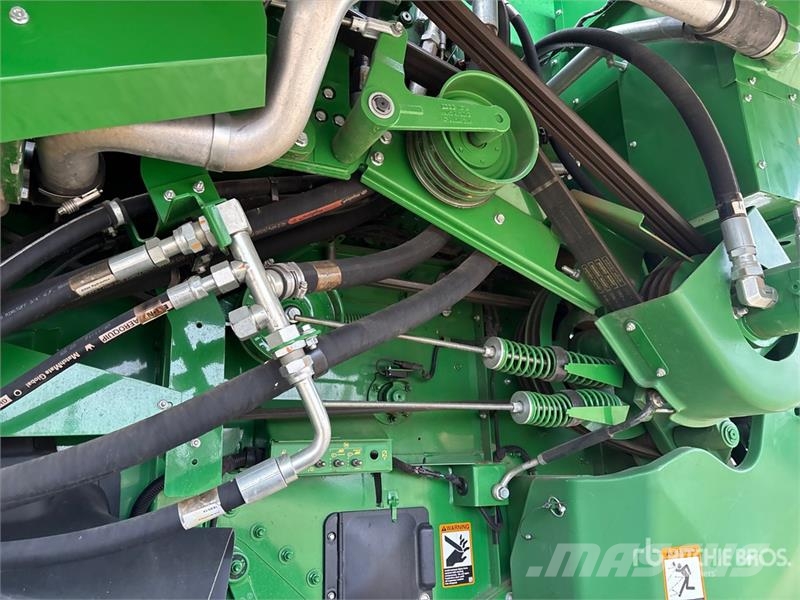 John Deere S790 Combine Harvester Skurtreskere