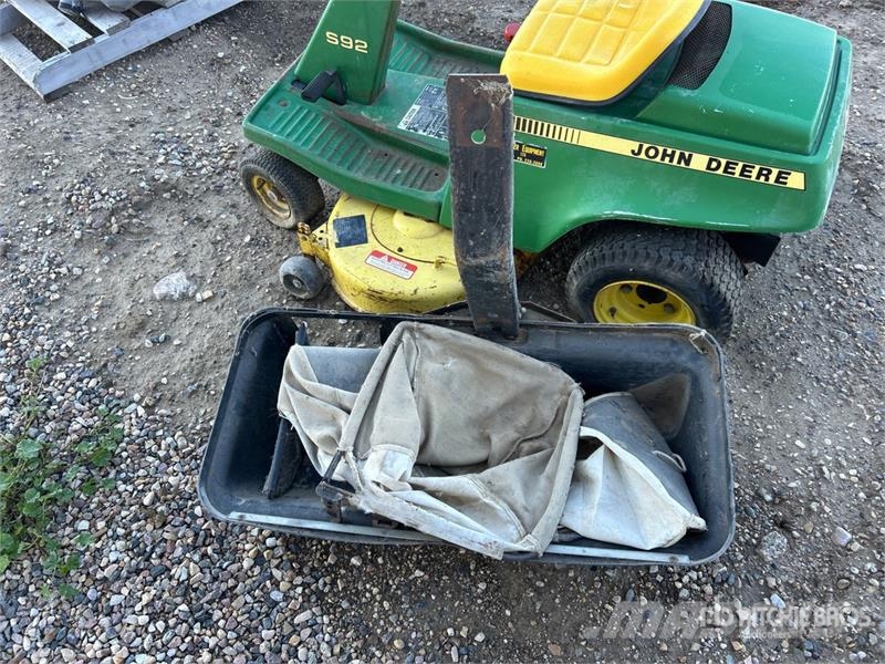 John Deere S92 Ride-On Lawn Mower Trattorini tagliaerba