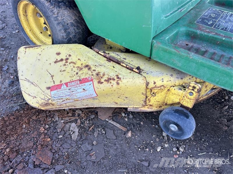 John Deere S92 Ride-On Lawn Mower Trattorini tagliaerba