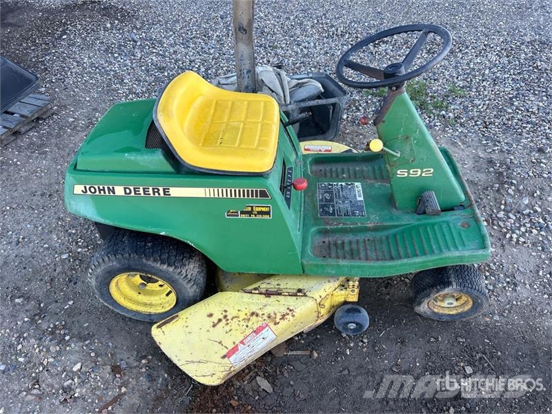 John Deere S92 Ride-On Lawn Mower Trattorini tagliaerba