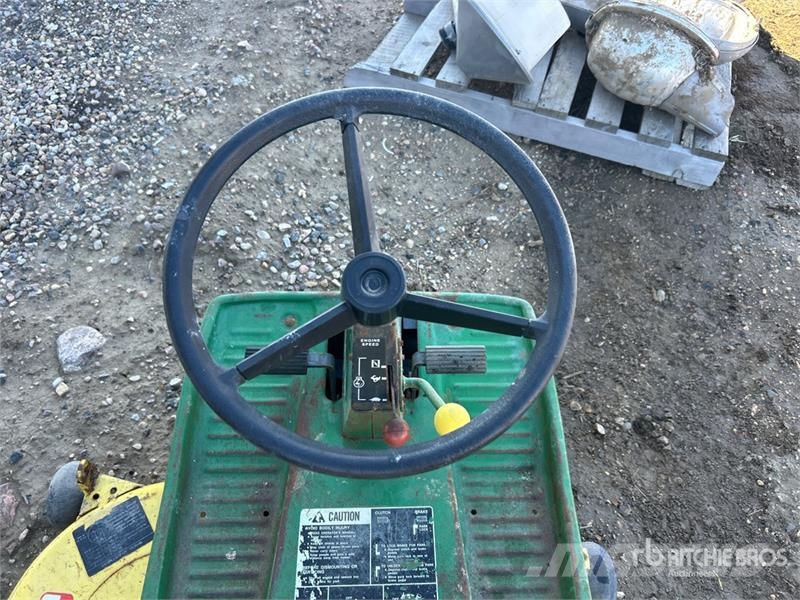 John Deere S92 Ride-On Lawn Mower Trattorini tagliaerba