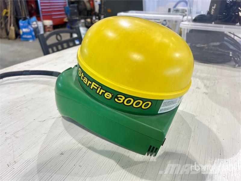 John Deere StarFire 3000 GNSS Receiver ماكينات زراعية - غير ذلك