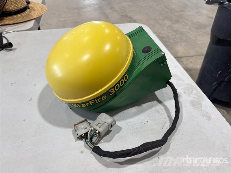 John Deere StarFire 3000 GNSS Receiver ماكينات زراعية - غير ذلك