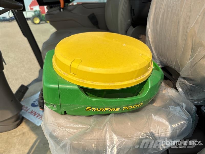 John Deere StarFire 7000 GNSS Receiver Farm machinery