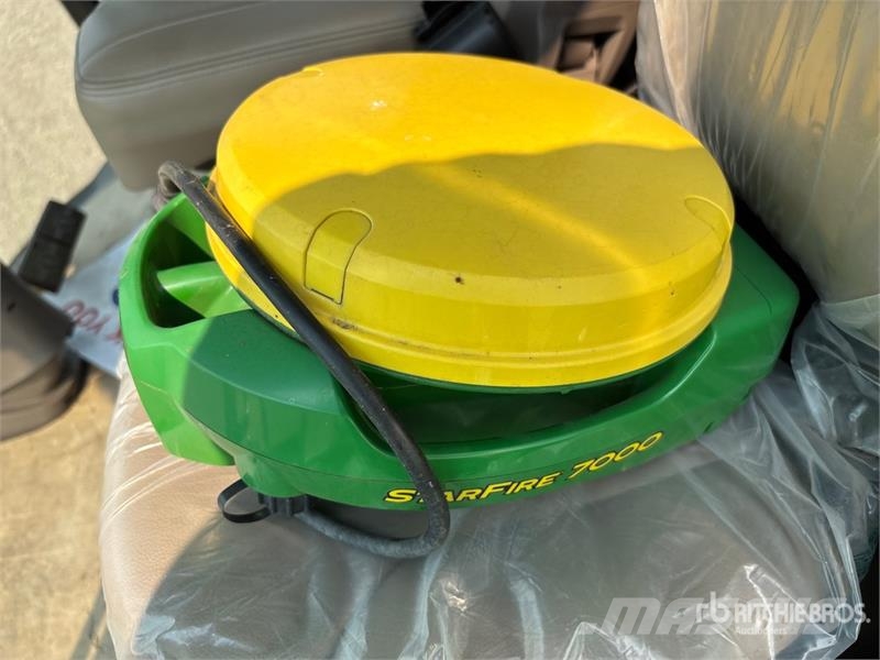 John Deere StarFire 7000 GNSS Receiver Farm machinery