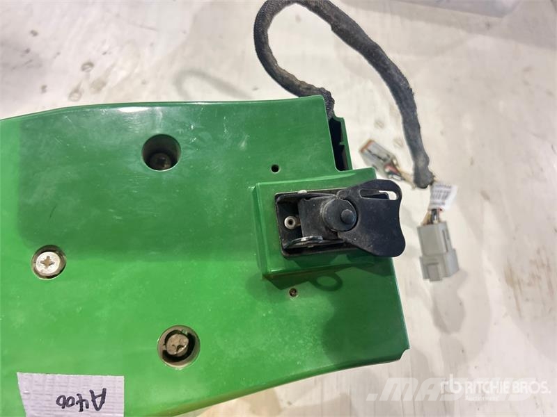 John Deere StarFire iTC GNSS Receiver ماكينات زراعية - غير ذلك