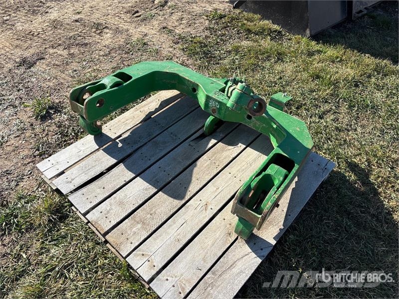 John Deere Tractor 3 Point Hitch ماكينات زراعية - غير ذلك