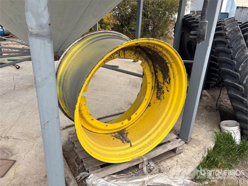 John Deere Tractor Rim - Fits John Deere 9R, 640, 590 Andre komponenter