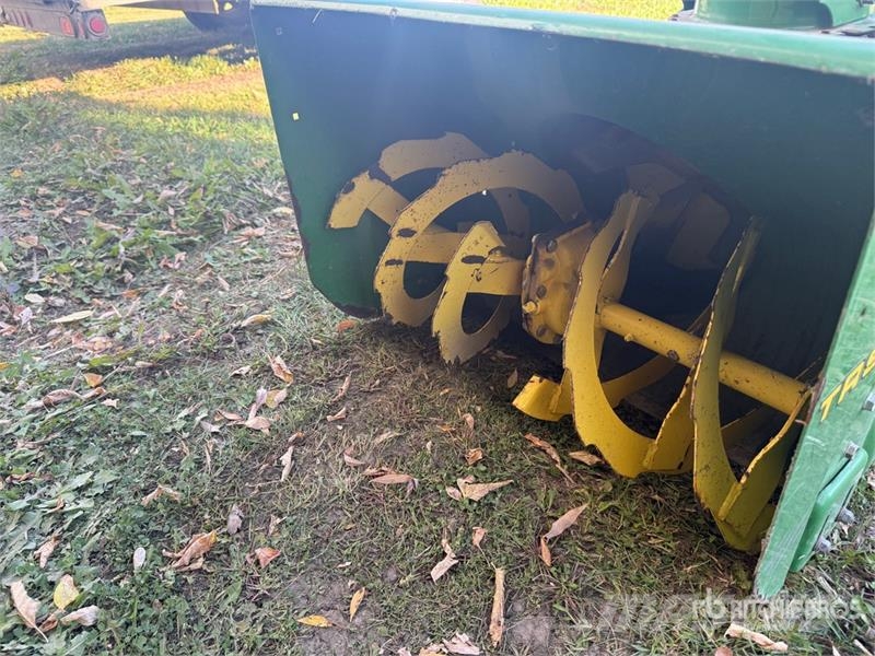 John Deere TRS26 Snow Blower Снігомітли