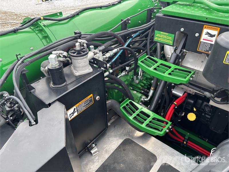 John Deere X9 1000 4x4 Combine Harvester コンバイン