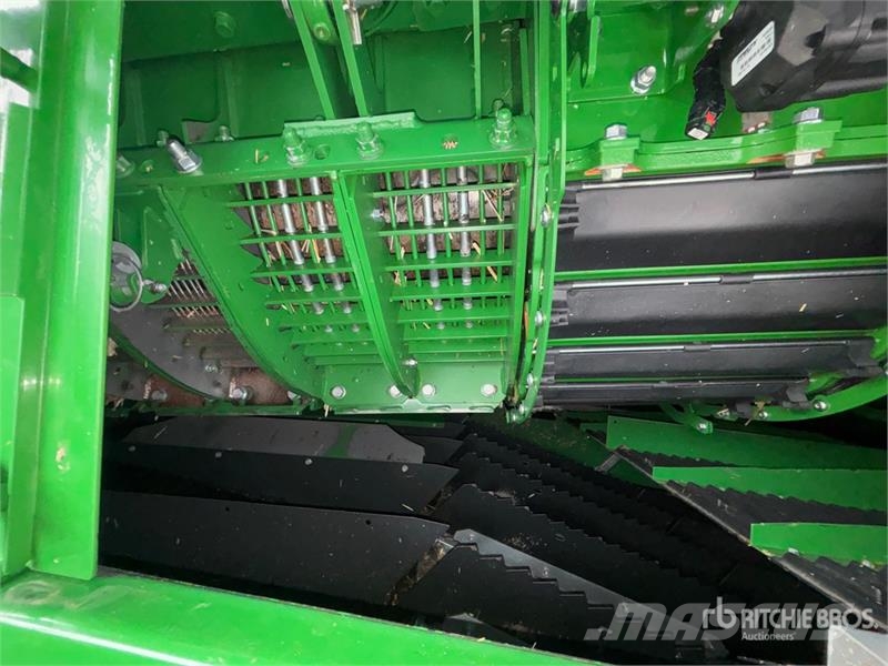 John Deere X9 1000 4x4 Combine Harvester コンバイン