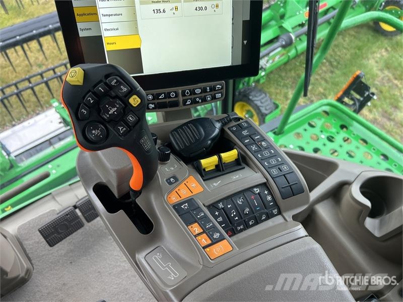 John Deere X9 1000 4x4 Combine Harvester Teraviljakombainid