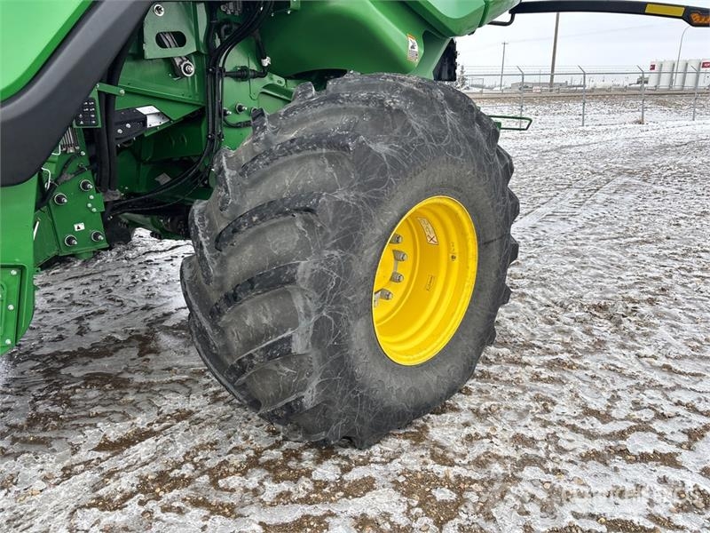 John Deere X9 1000 4x4 Combine Harvester コンバイン