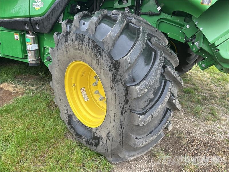 John Deere X9 1000 4x4 Combine Harvester Teraviljakombainid
