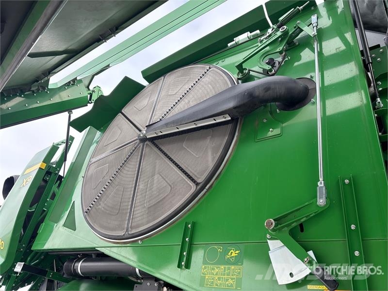 John Deere X9 1000 4x4 Combine Harvester コンバイン