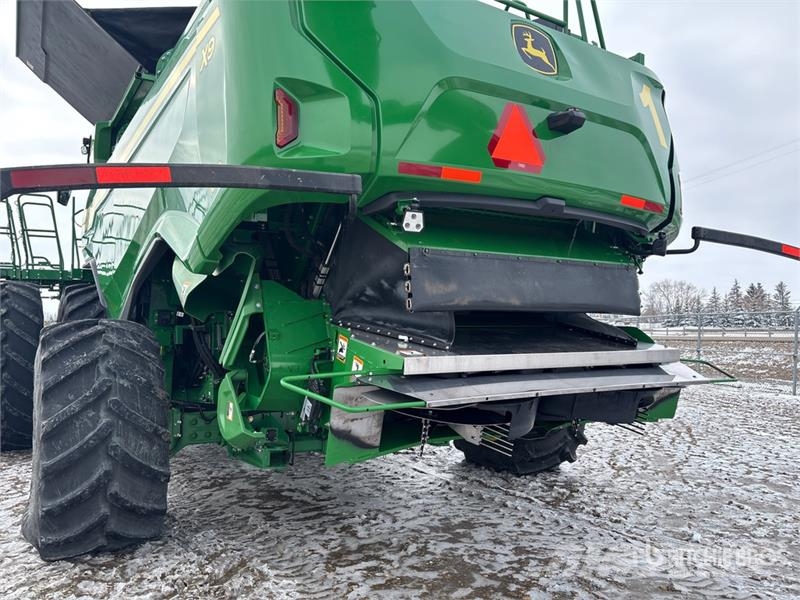 John Deere X9 1000 4x4 Combine Harvester コンバイン