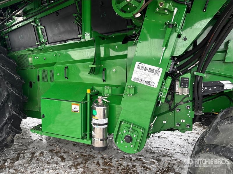 John Deere X9 1000 4x4 Combine Harvester コンバイン