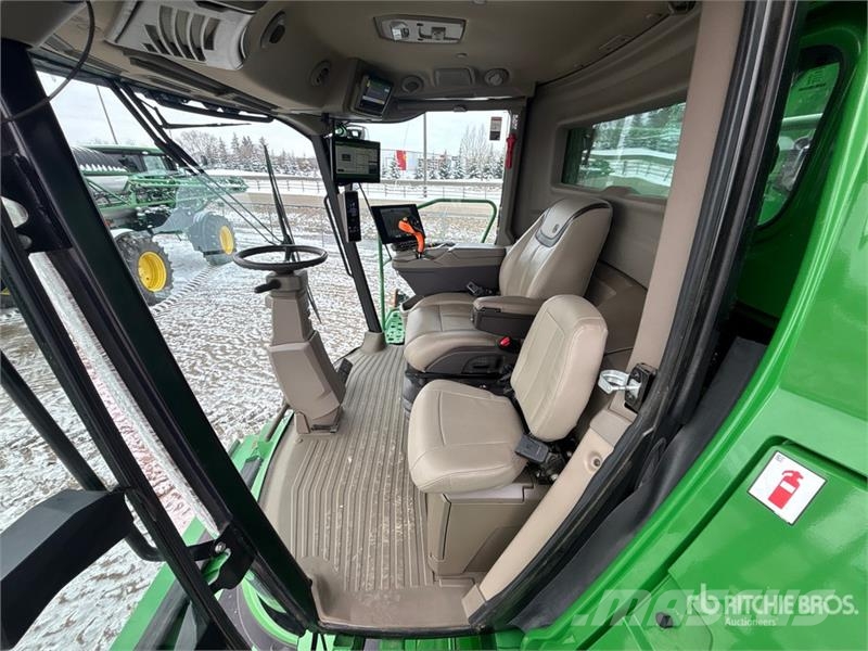 John Deere X9 1000 4x4 Combine Harvester コンバイン